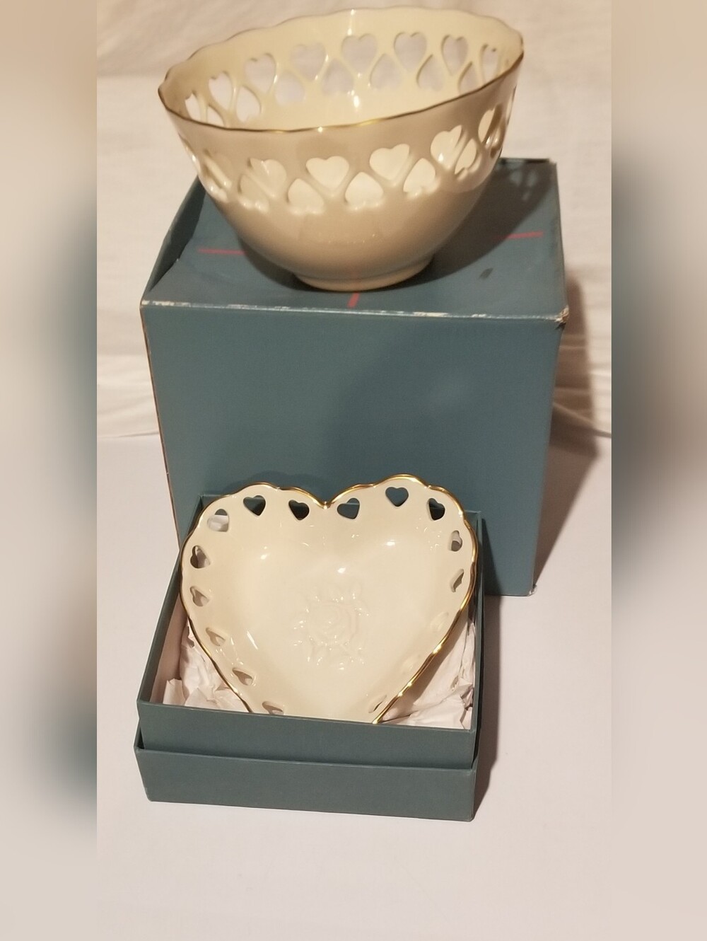 Lenox White Porcelain Heart Lace Bowls with Gold Trim